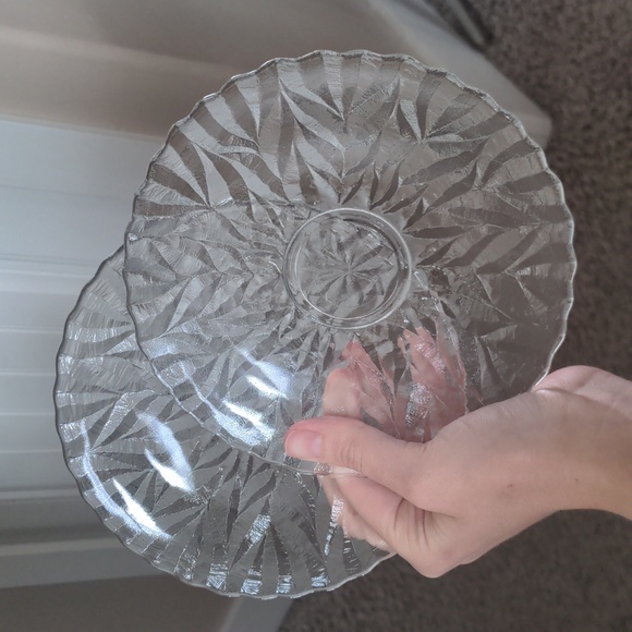 Vintage Mikasa crystal plates - Picture 5 of 11